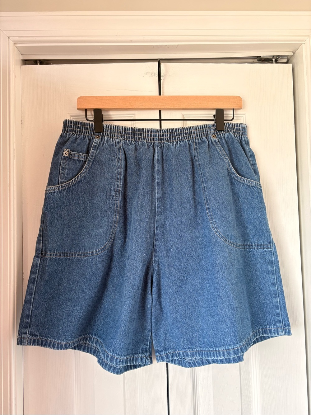Cabin Creek Medium Blue Wash Elastic-Waist Denim Shorts